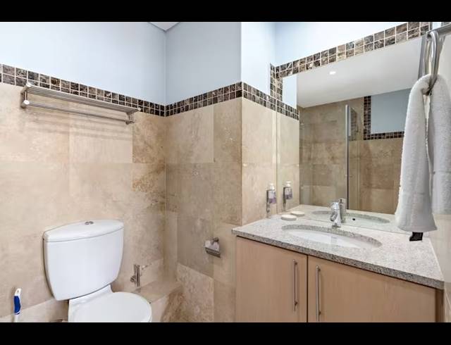2 BEDROOM APARTMENT TO LET IN CAPE TOWN CITY CENTRE